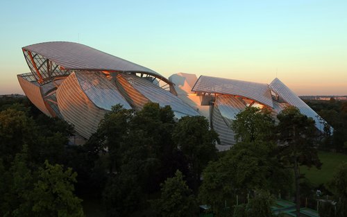 Fondation Louis Vuitton and contemporary art travel in Paris